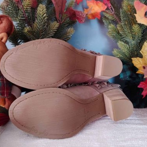 American Eagle Outfitters Boots - Picture 4 of 5